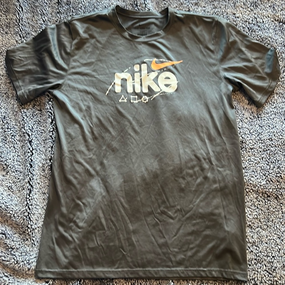 Vintage Nike shirt